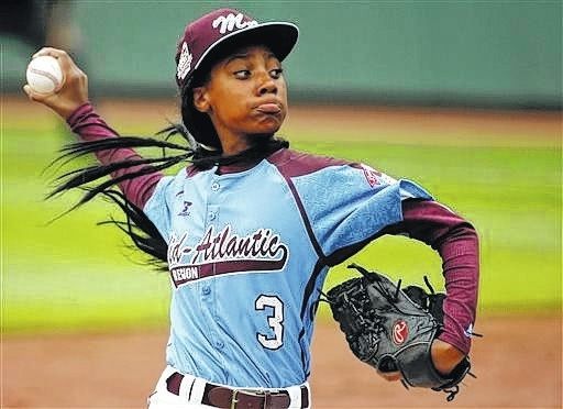 Mo'ne Davis: Reinstate baseball player after offensive tweet