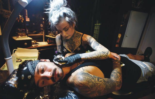 women tattoo artist in vegasTikTok Search