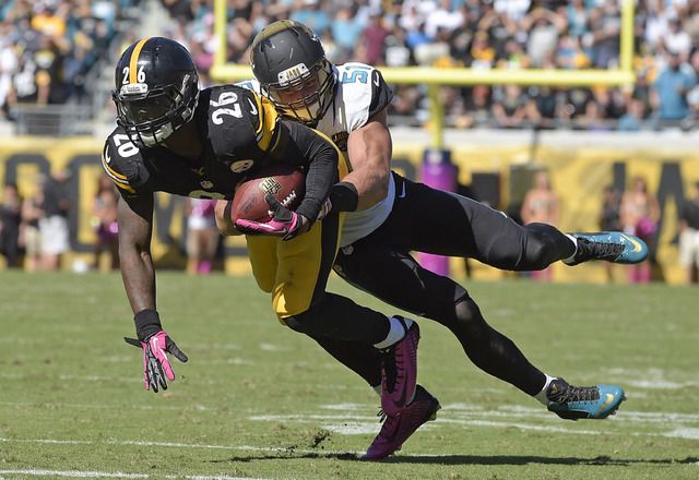 Around The NFL on X: Jaguars LB Paul Posluszny announces his