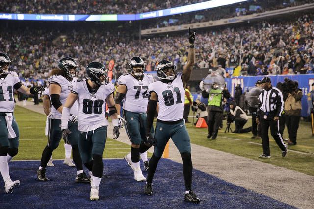 Eagles win NFC East: Carson Wentz, Boston Scott, Fletcher Cox did it how  Philadelphia loves most