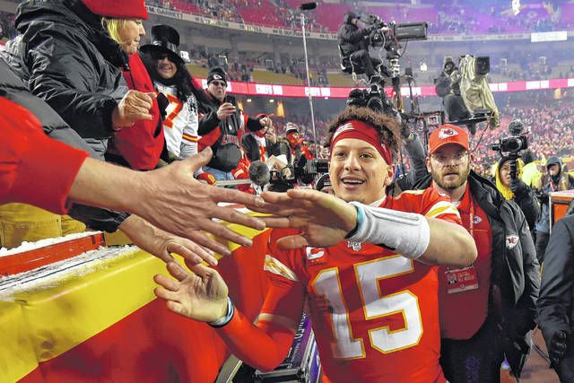 Kansas City Chiefs rally from 24-0 hole to beat Houston Texans 51