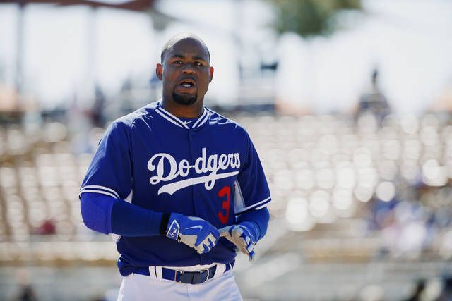 Reality star engaged to LA Dodger Carl Crawford