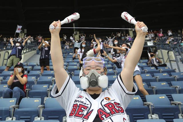 Baseball stadiums that hosted Bears games