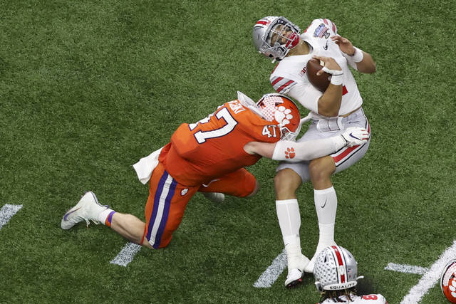 Fields Day No 3 Ohio State Routs No 2 Clemson 49 28 In Sugar Bowl Times Leader