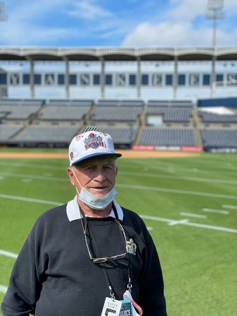 Longtime KC groundskeeper George Toma shows off his Super Bowl LIV ring, FOX 4 Kansas City WDAF-TV