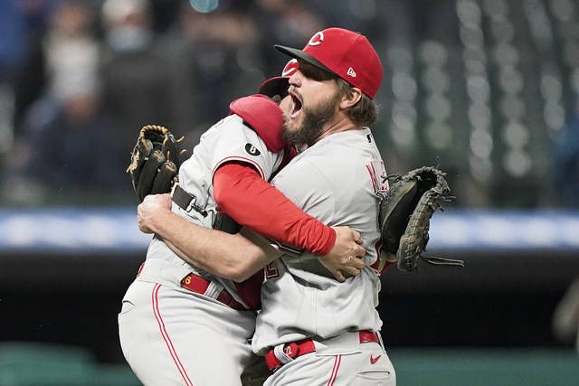 Bumgarner has 7-inning no-hitter, doesn't count in records