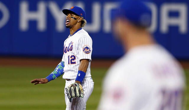 Francisco Lindor's walk-off single in three-run 10th caps Mets