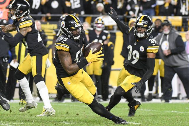 Rookie Bush making Steelers' heavy investment in him pay off