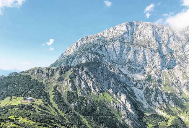 In den bayerischen Alpen schroffe Trails mit deutschem Flair