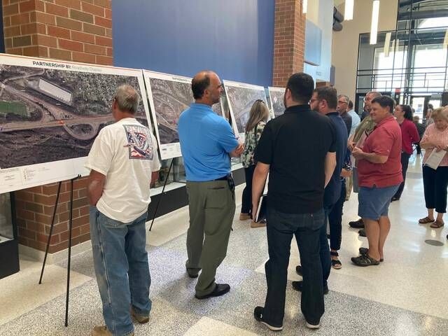 
			
				                                The Wilkes-Barre Area High School hosted an open house and presentation on Tuesday where the Partnership 81’s proposed project to reconstruct 7.5 miles of Interstate 81 was unveiled to the public.
                                 Kevin Carroll | Times Leader

			
		