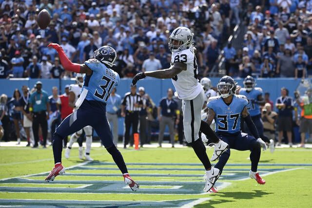 Tennessee Titans keep Las Vegas Raiders winless with 24-22 victory