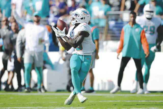 Dolphins take 3-0 record to Cincy to face Bengals