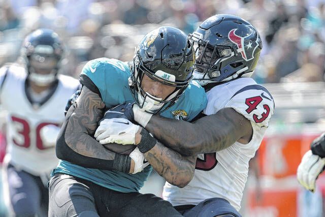 Still blessed': Former Jags, Bucs running back OK after car