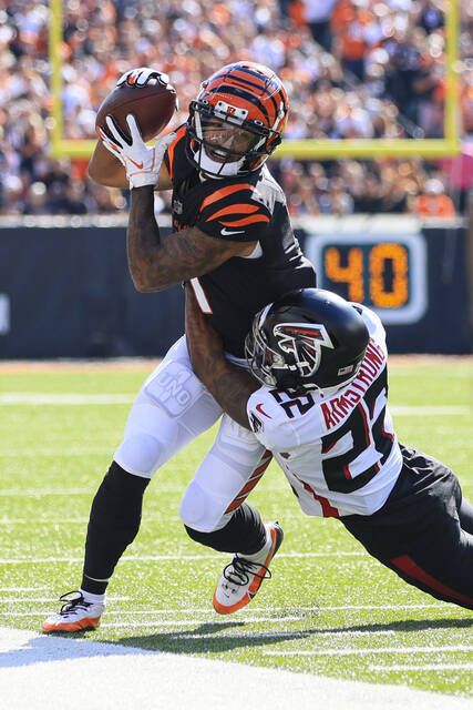 Burrow, Bengals strike fast, blow by Falcons 35-17