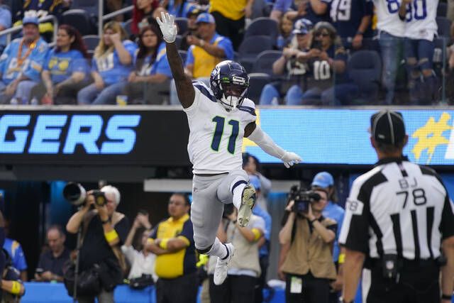 Walker, Goodwin lead Seahawks to 37-23 win over Chargers - The Columbian