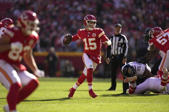 Patrick Mahomes, Chiefs ice win over the 49ers with a 45-yard TD