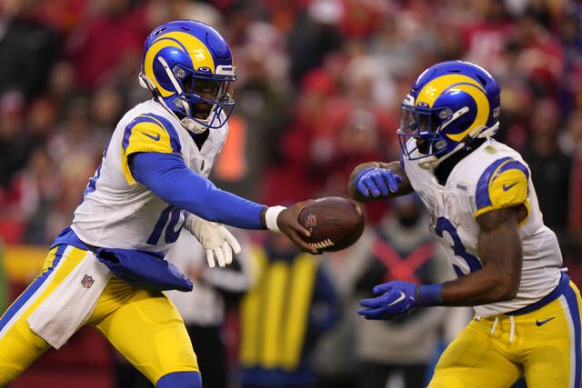 Final score: Chiefs handle shorthanded Rams, winning 26-10