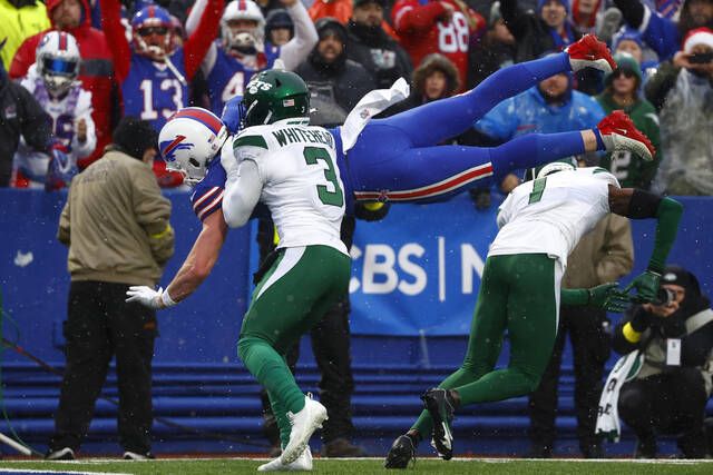 Jets take beating, offense stifled in 20-12 loss to Bills