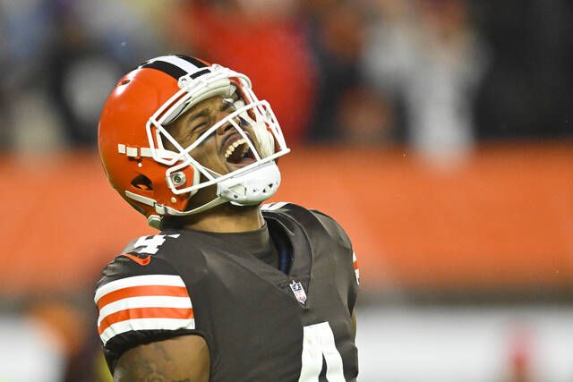 Browns grit out 13-3 win over Ravens in Deshaun Watson's