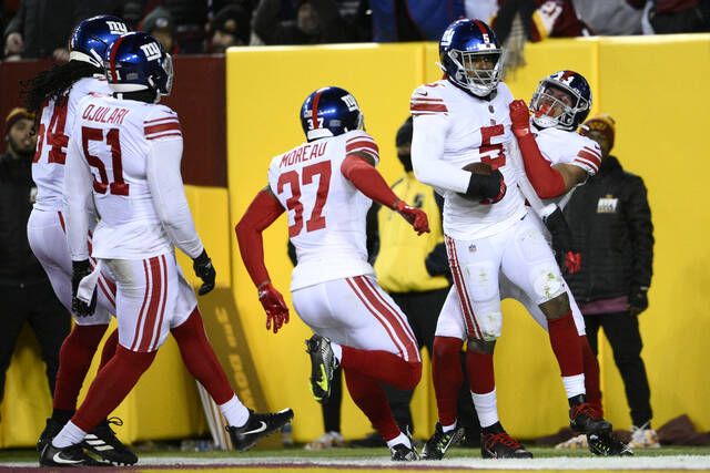 Giants beat Commanders in prime time to end winless streak - Hawaii  Tribune-Herald