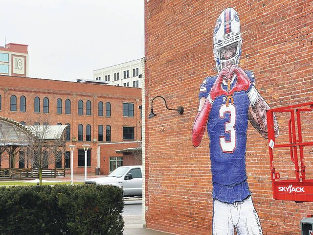 Bills, Bengals focus on playing with Hamlin home, recovering