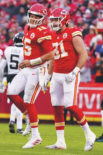 Jacksonville Jaguars 20-27 Kansas City Chiefs: Patrick Mahomes overcomes  ankle injury as Chiefs reach fifth straight AFC Championship Game, NFL  News