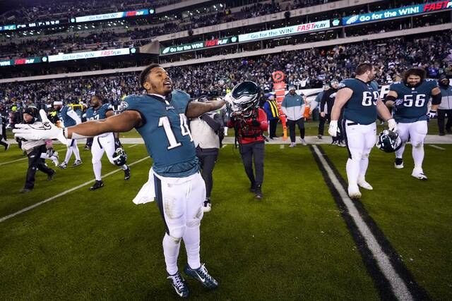 Eagles hope home field helps them vs 49ers in NFC title game