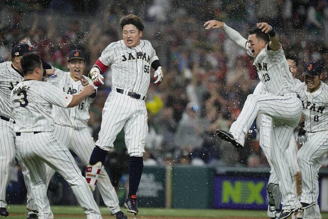 Ohtani, Japan rally in 9th, edge Mexico 6-5, reach WBC final