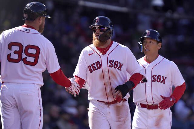 Adam Duvall hits 3-run homer as Boston Red Sox top Los Angeles Dodgers 8-5