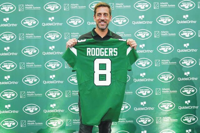 Aaron Rodgers Rumors: Jets QB to Wear No. 8 Jersey After Trade