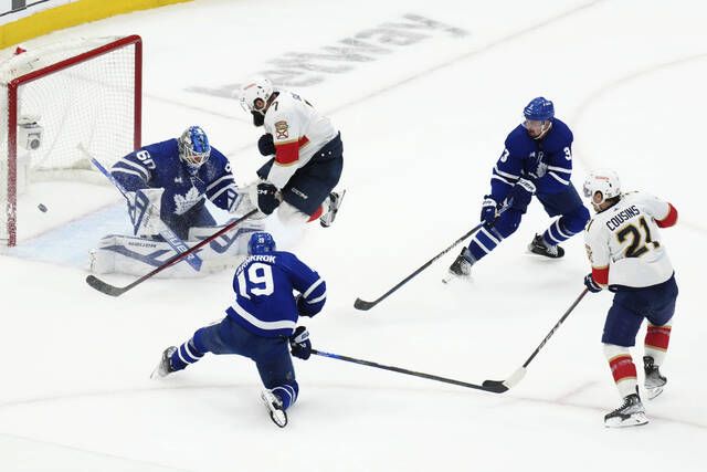 Maple Leafs beat Devils 6-1 in Hall of Fame Game