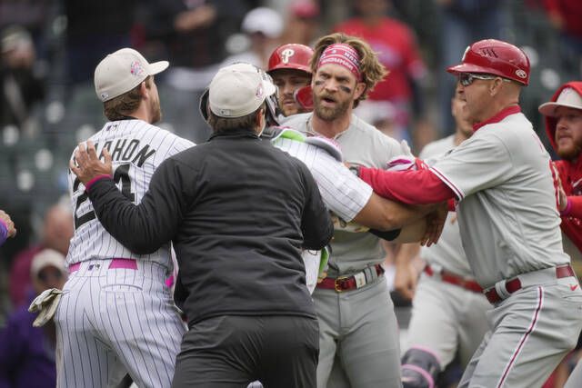 Bryce Harper ejected, Aaron Nola struggles but Phillies beat