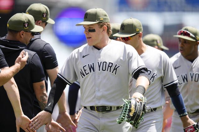 Bader & Torres homer, Yankees sweep Reds as Boone, Bell ejected
