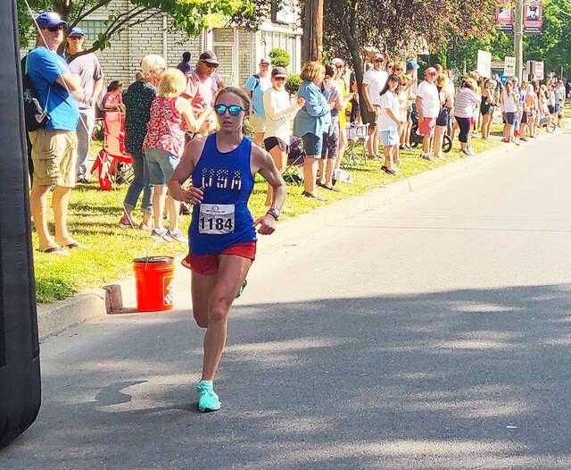 Brothersister combo share top honors at Old Fort 5 Miler (with Leader