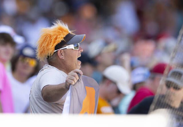 LSU beats SEC rival Tennessee 6-3 at the College World Series with