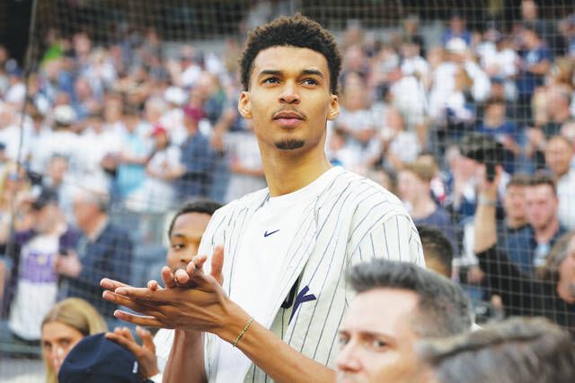 Likely Number 1 Pick in NBA Draft Victor Wembanyama Hangs Out at Yankee  Stadium on Tuesday - Fastball