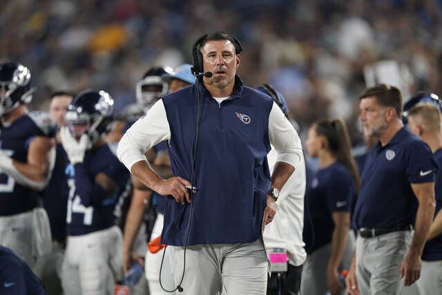 Seven Former Titans and Coach Mike Vrabel Among 2024 Hall of Fame