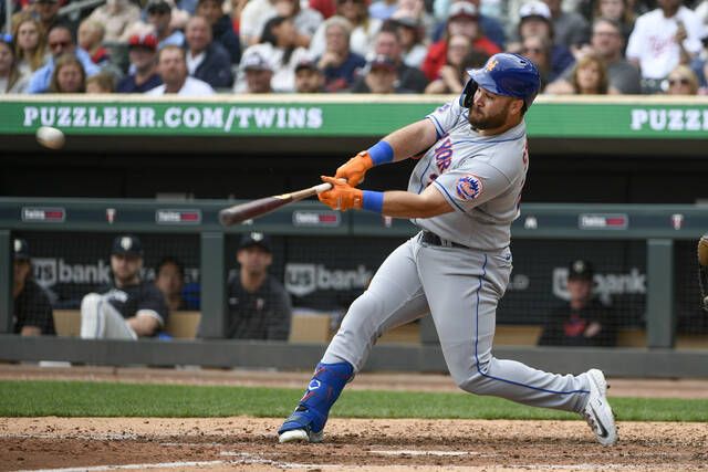 Stewart hits 2-run double in 9th, Mets beat Twins 2-0 despite 14 Ks by  López