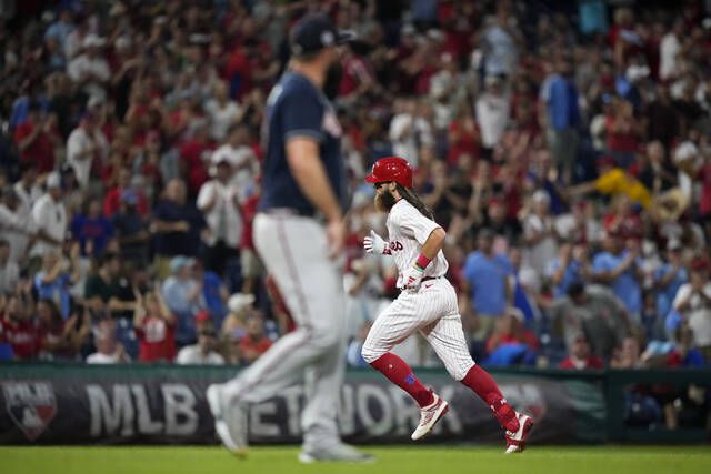 Phillies blank Braves to wrest home-field advantage in NLDS