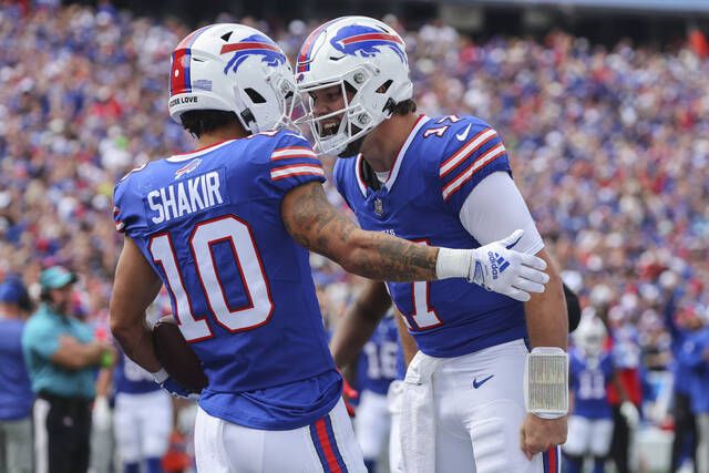 Allen and the Bills bounce back from a season-opening dud with 38