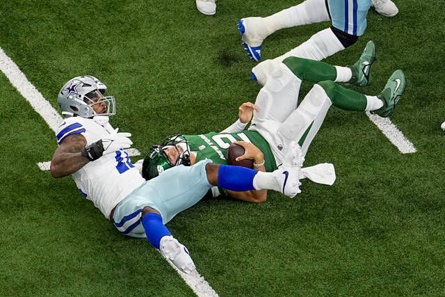 PHOTOS: Prescott has 2 TDs, Wilson 3 picks as Cowboys beat Jets 30-10