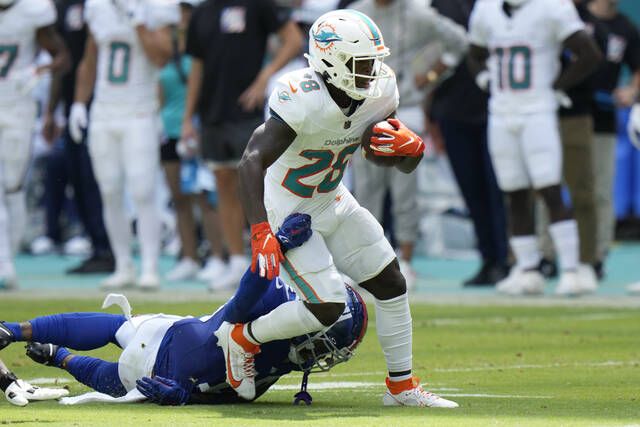 Miami Dolphins on X: 52 YARDS 