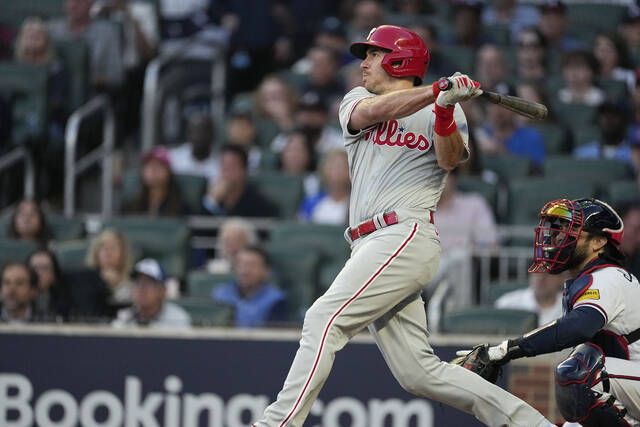 World Series: JT Realmuto's 10th inning home run lifts Phillies